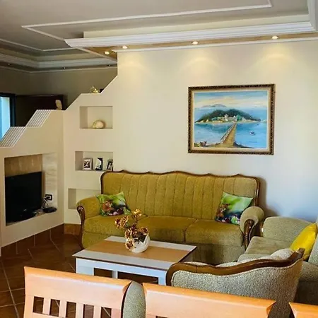 Primavera's 2+1 * Vlorë